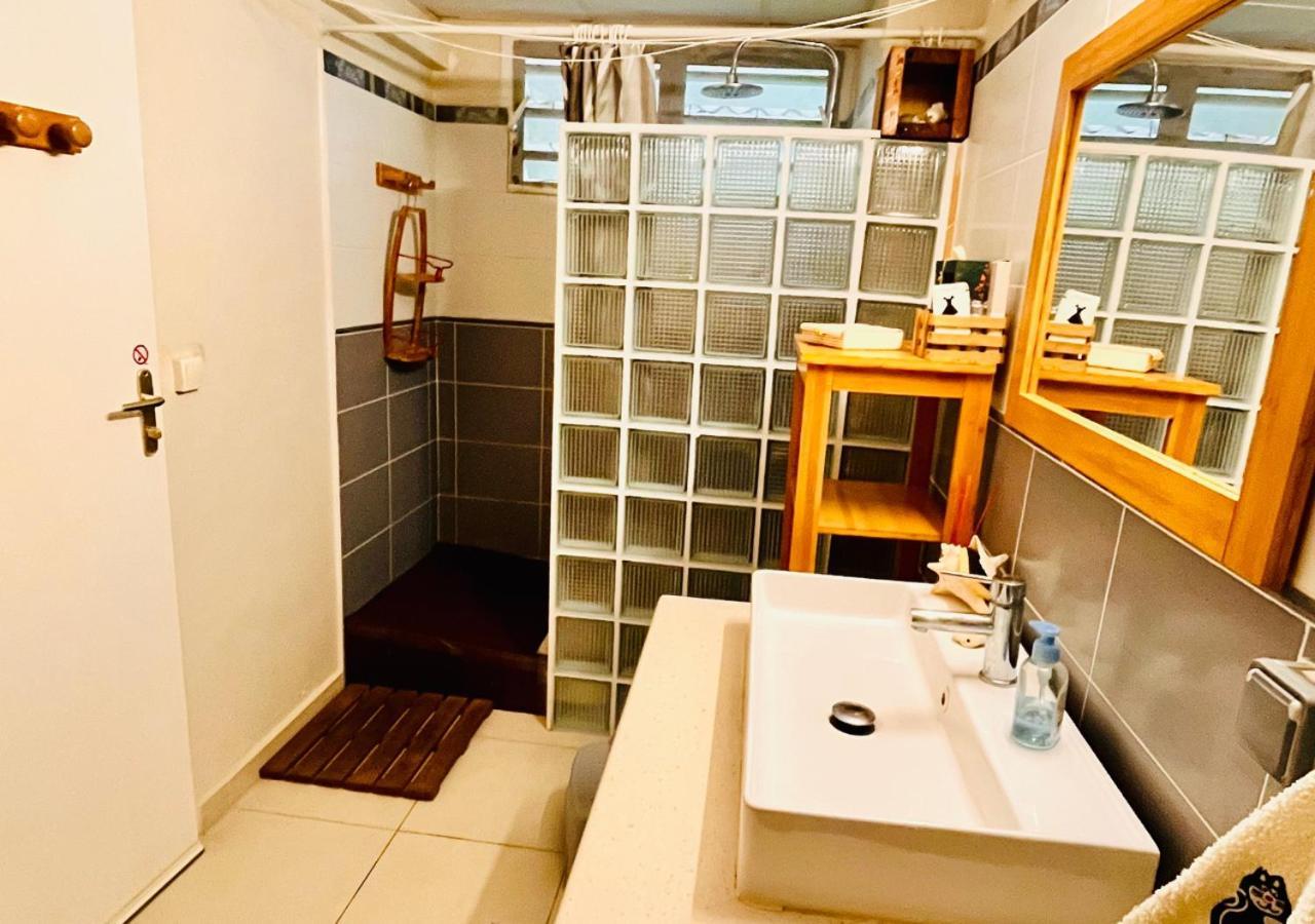 Studio Emeraude - Vue Mer - 6 Personnes Le Moule Buitenkant foto